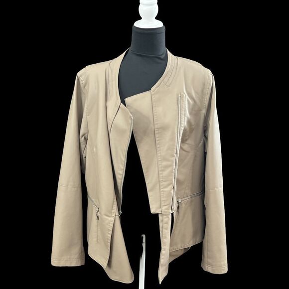 Jennifer Hudson tan Moto jacket - Picture 1 of 5